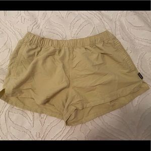 Patagonia barely baggies !